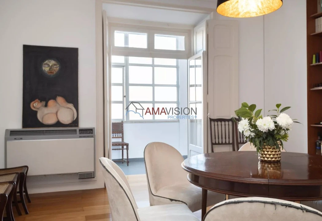 Apartamento T5 para Venda em Avenidas Novas Foto 11