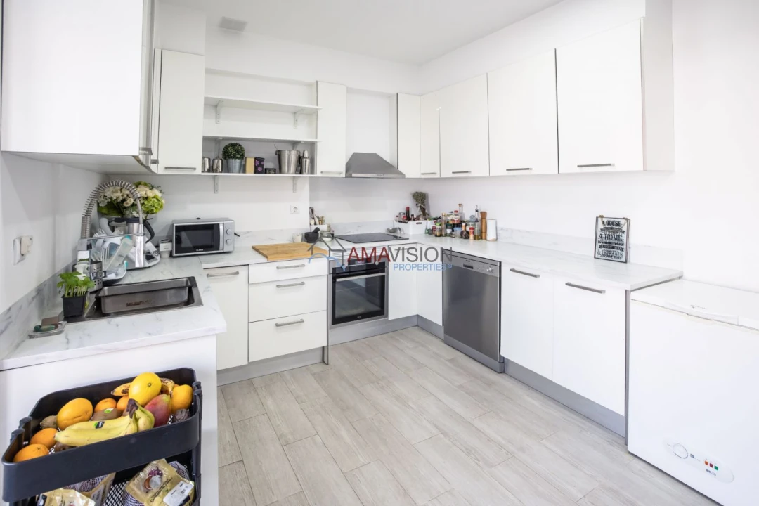 Apartamento T5 para Venda em Avenidas Novas Foto 19