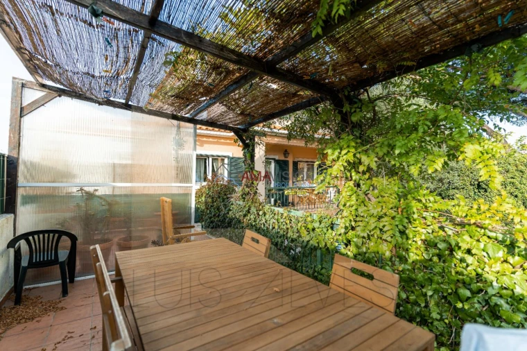 Moradia T4 para Venda em Alcabideche Foto 14