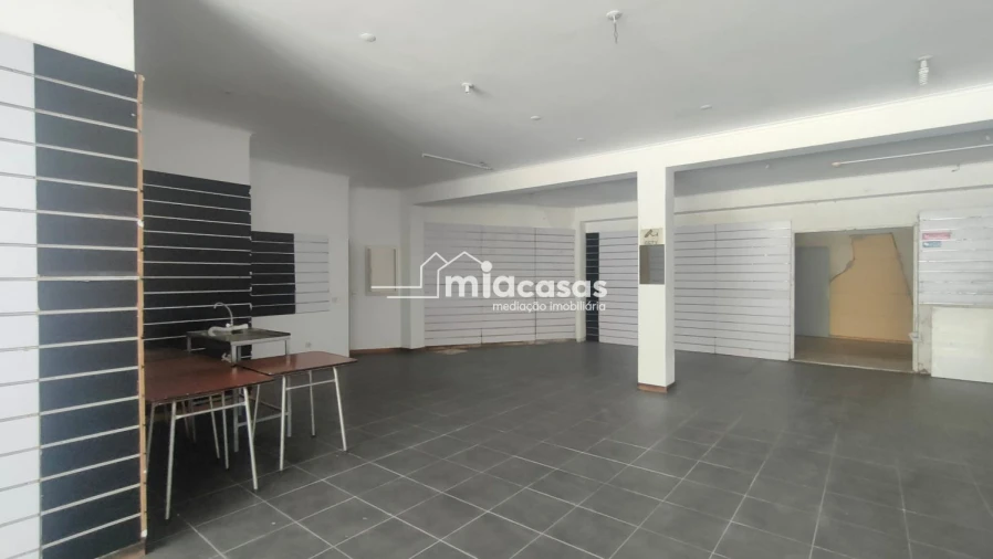 Loja para Venda em Febres Foto 14