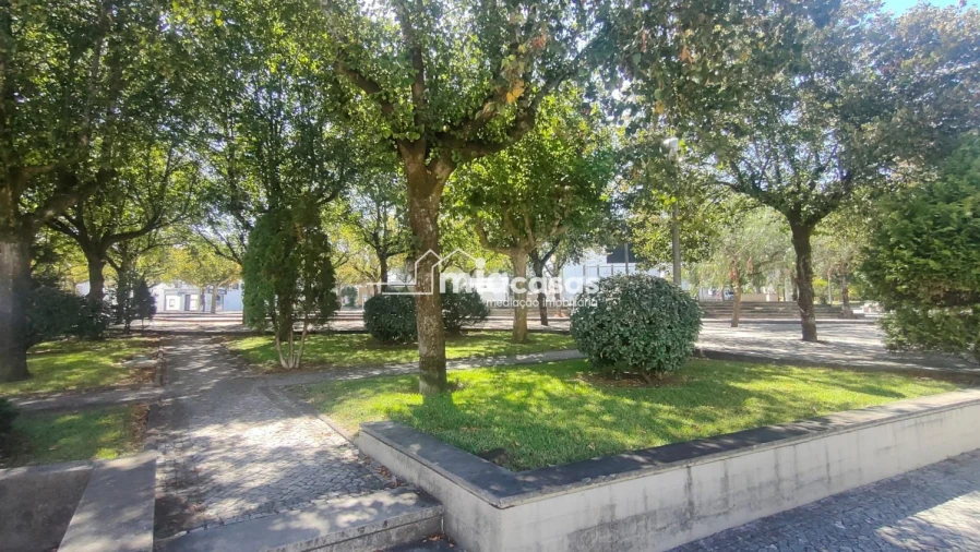 Loja para Venda em Febres Foto 2