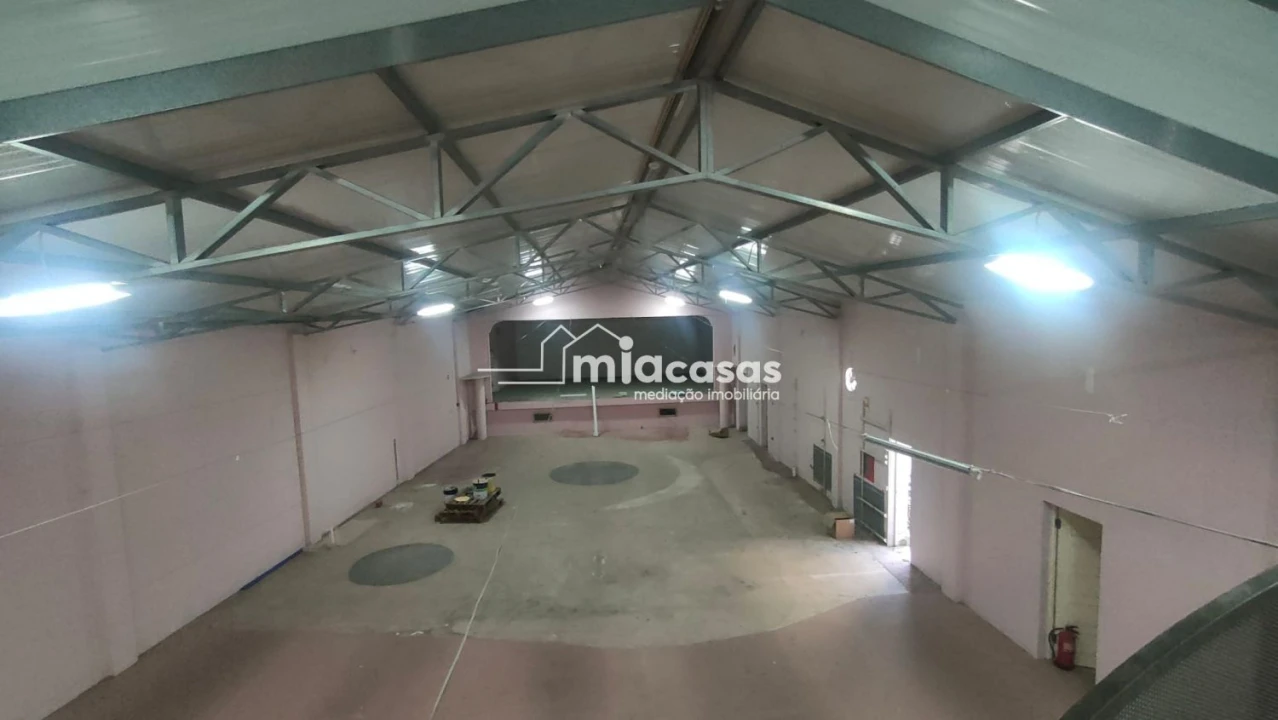 Loja para Venda em Febres Foto 7