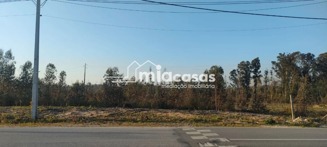 Terreno para Venda em Vilarinho do Bairro Foto 8