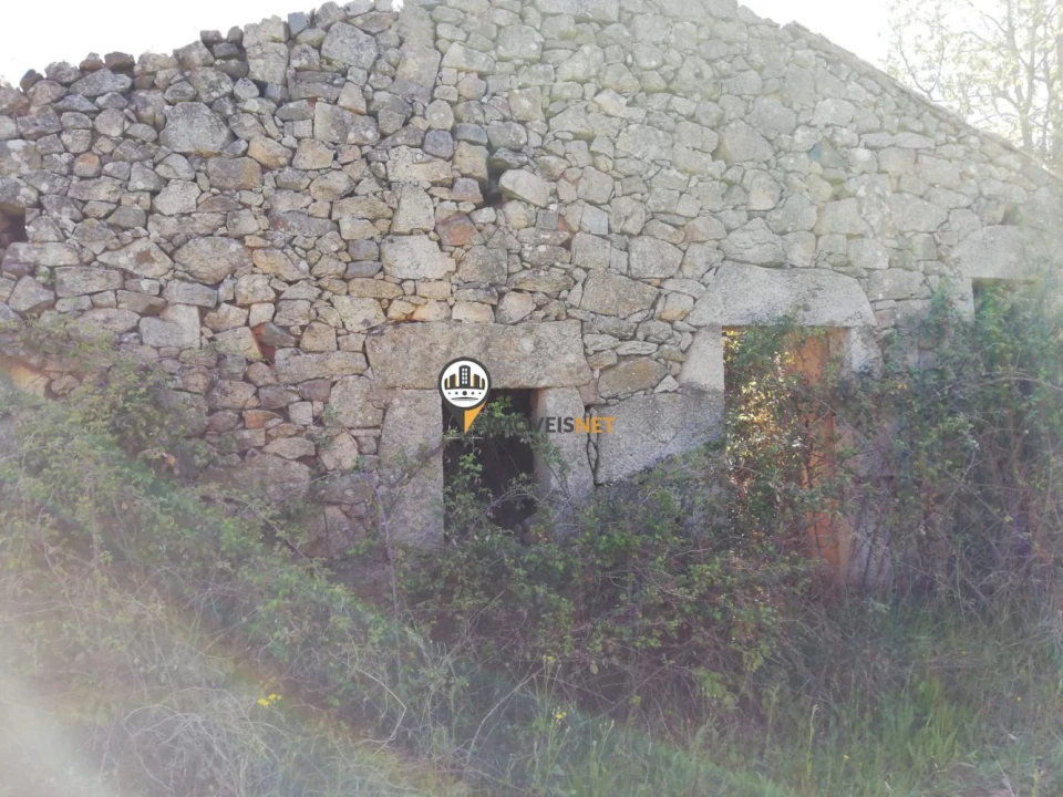 Terreno para Venda em Fatela Foto 3