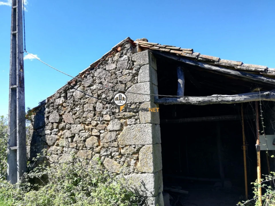 Terreno para Venda em Fatela Foto 13