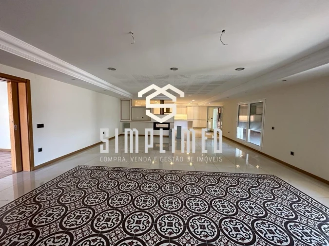 Moradia T7 para Venda em Milagres Foto 11