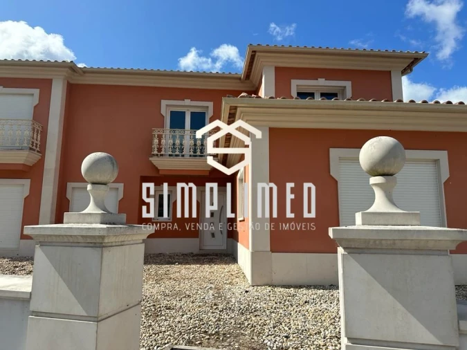 Moradia T7 para Venda em Milagres Foto 17