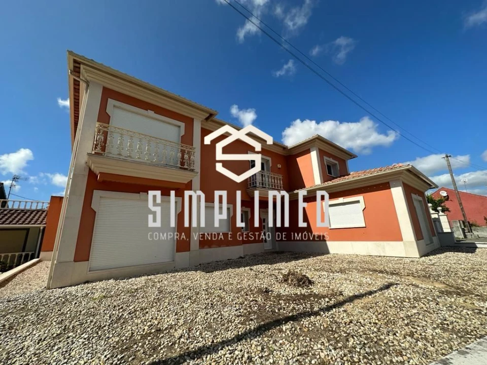 Moradia T7 para Venda em Milagres Foto 16