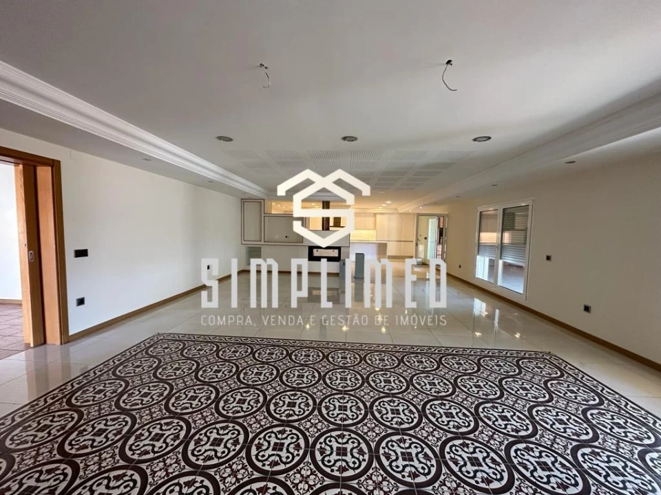 Moradia T7 para Venda em Milagres Foto 11