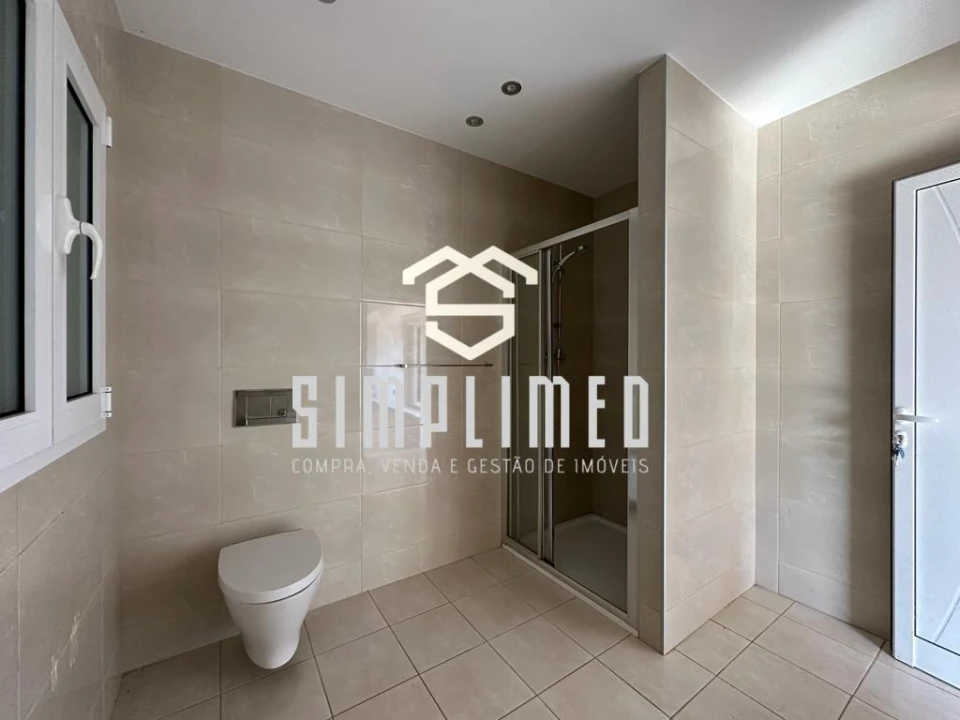 Moradia T7 para Venda em Milagres Foto 33