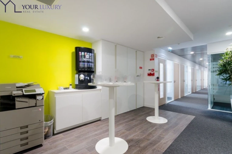 Loja para Arrendamento em Avenidas Novas Foto 7