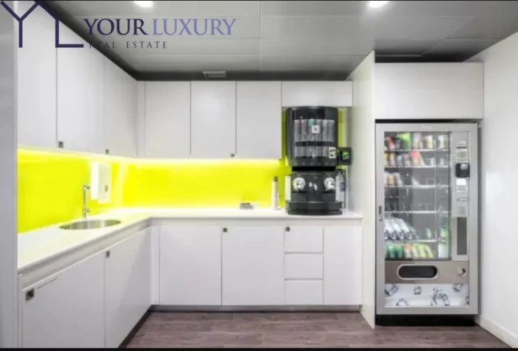 Loja para Arrendamento em Avenidas Novas Foto 16