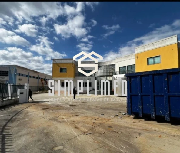 Loja para Venda em Alto do Seixalinho, Santo André e Verderena Foto 3