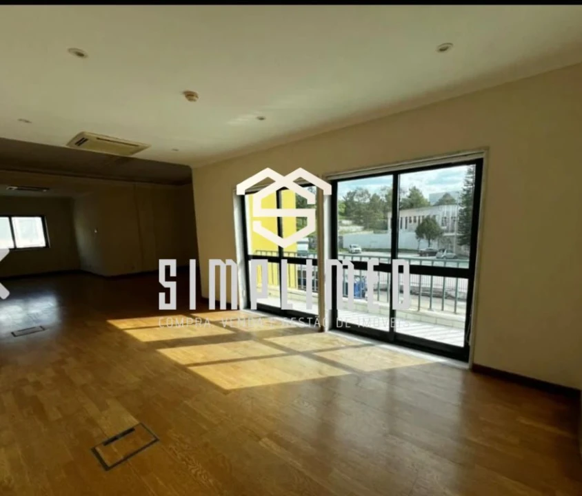 Loja para Venda em Alto do Seixalinho, Santo André e Verderena Foto 9