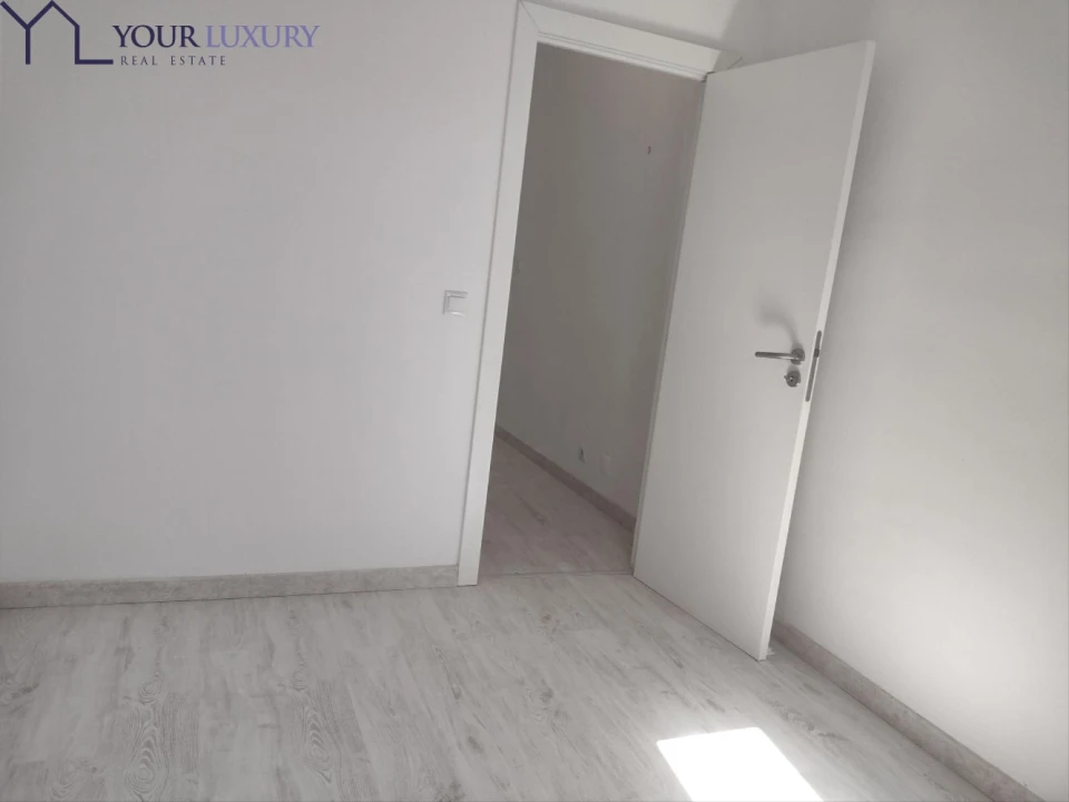 Moradia T9 para Venda em Alcantara Foto 36