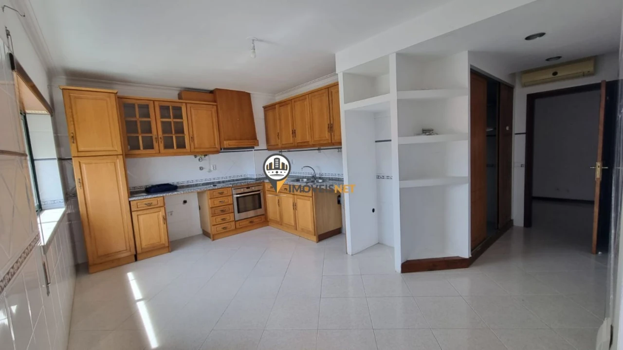 Apartamento T3 para Venda em Castelo Branco Foto 2