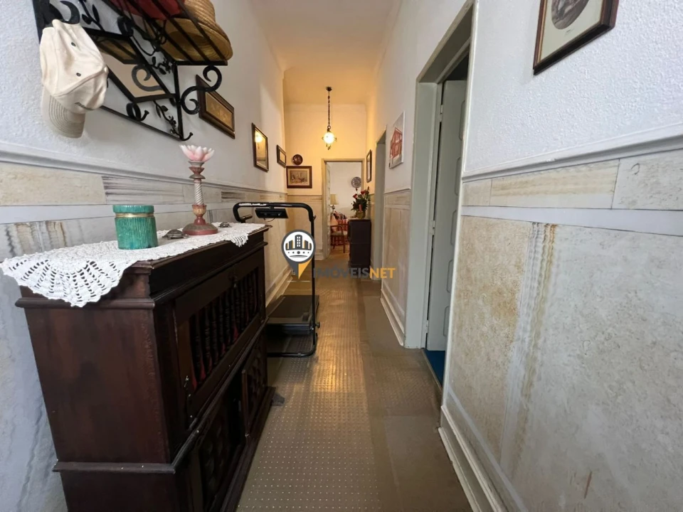 Apartamento T5 para Venda em Castelo Branco Foto 31