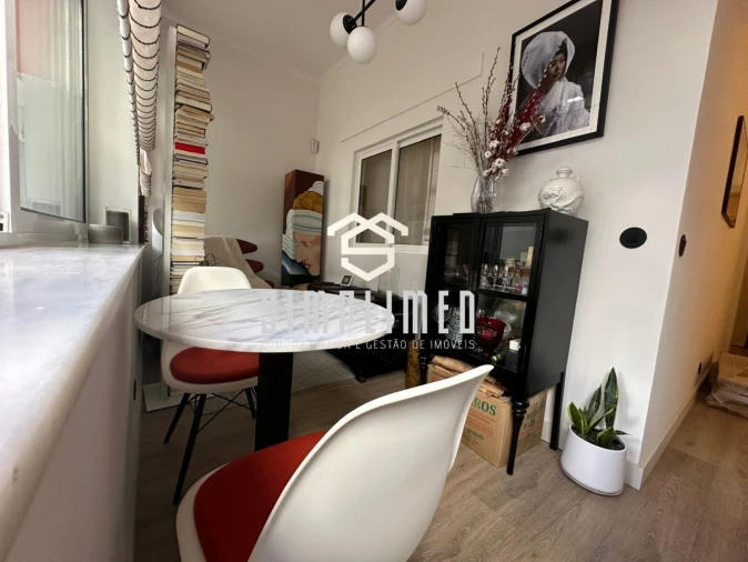 Apartamento T1 para Venda em Avenidas Novas Foto 8