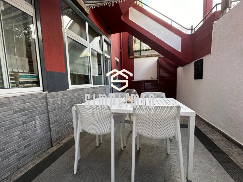 Apartamento T1 para Venda em Avenidas Novas Foto 26