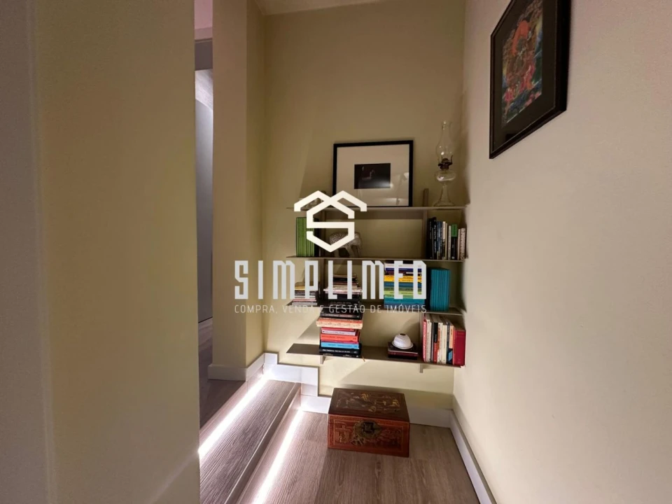 Apartamento T1 para Venda em Avenidas Novas Foto 12
