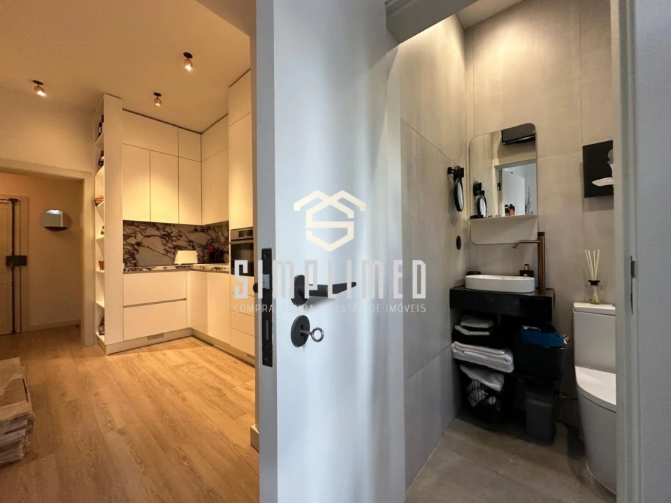 Apartamento T1 para Venda em Avenidas Novas Foto 4