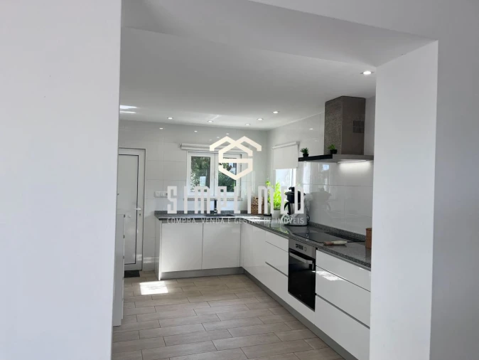 Quinta T3 para Venda em Tabua Foto 8