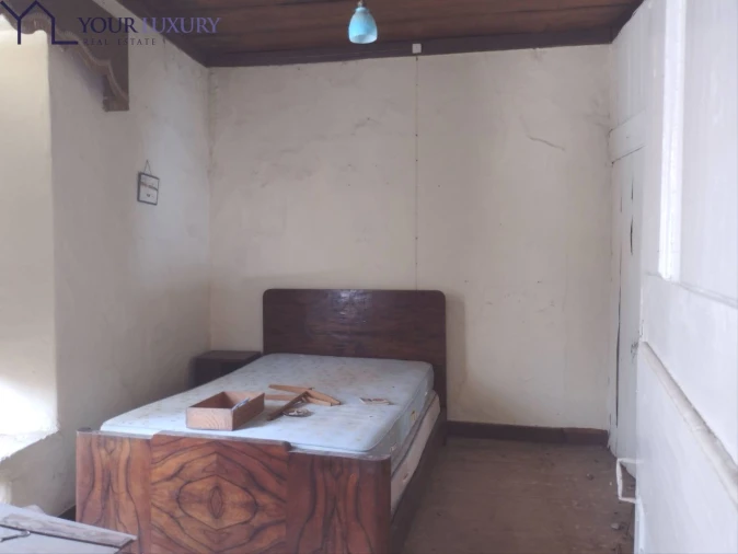 Loja para Venda em Santo Antão e São Julião do Tojal Foto 10