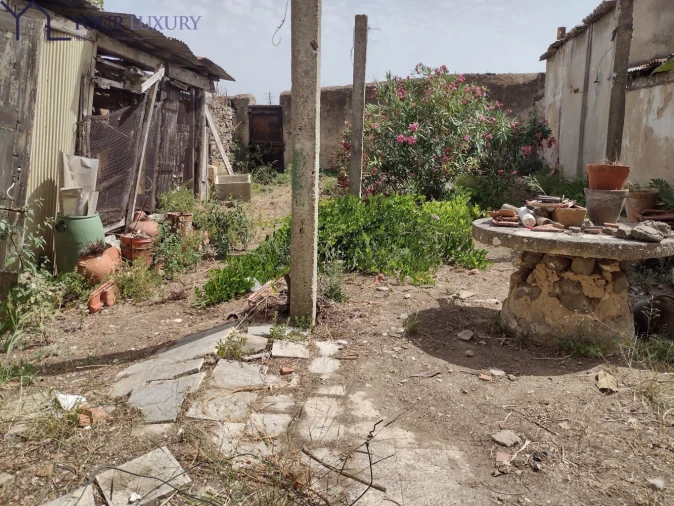 Loja para Venda em Santo Antão e São Julião do Tojal Foto 27