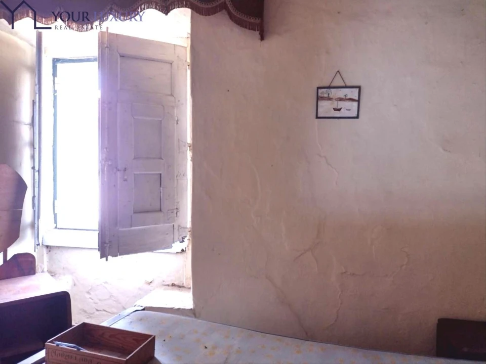 Loja para Venda em Santo Antão e São Julião do Tojal Foto 11