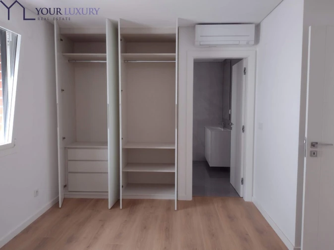 Apartamento T4 para Venda em Odivelas Foto 13