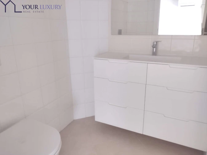 Apartamento T4 para Venda em Odivelas Foto 9