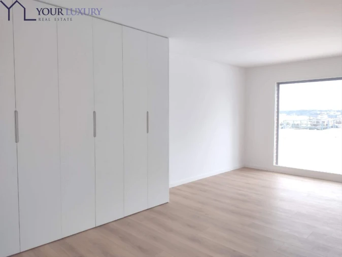 Apartamento T4 para Venda em Odivelas Foto 19