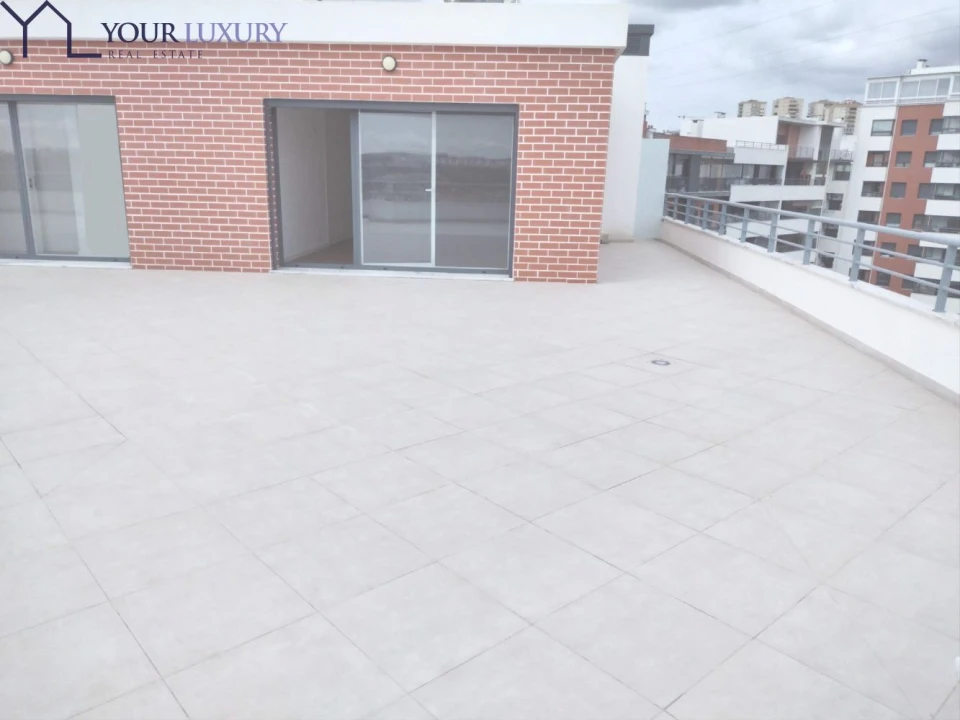 Apartamento T4 para Venda em Odivelas Foto 21