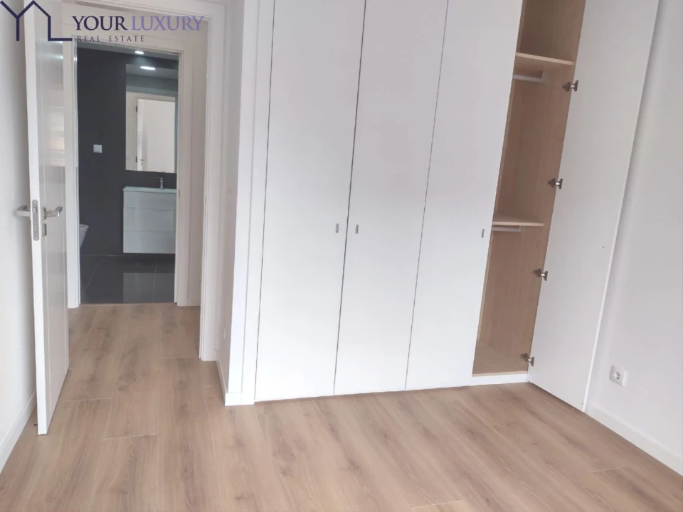 Apartamento T4 para Venda em Odivelas Foto 35