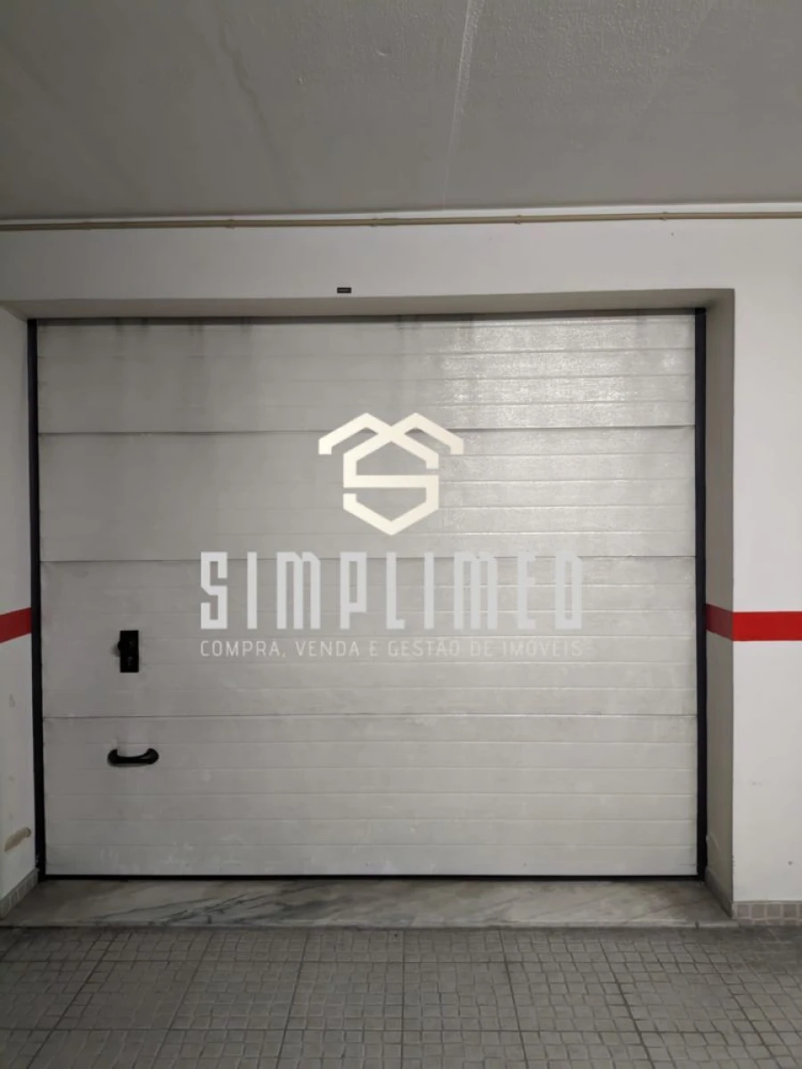 Garagem para Venda em Baixa da Banheira e Vale da Amoreira Foto 6