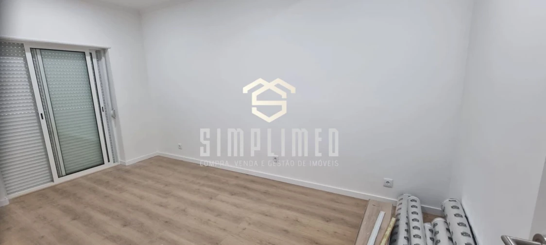 Apartamento T2 para Venda em Baixa da Banheira e Vale da Amoreira Foto 8