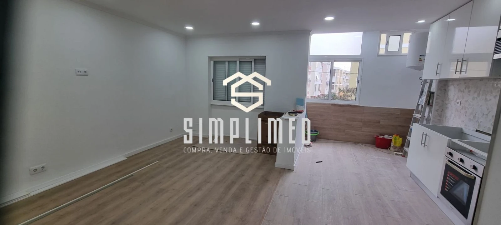 Apartamento T2 para Venda em Baixa da Banheira e Vale da Amoreira Foto 3