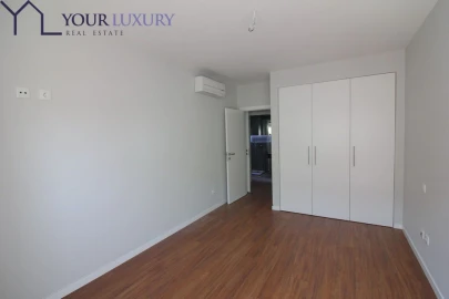 Apartamento T3 para Venda em Carcavelos e Parede