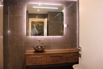 Apartamento T3 para Venda em Carcavelos e Parede