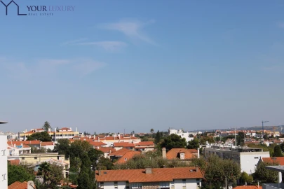 Apartamento T3 para Venda em Carcavelos e Parede