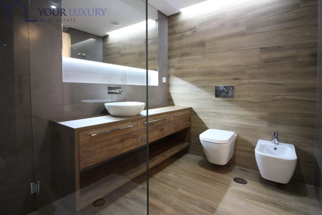 Apartamento T3 para Venda em Carcavelos e Parede Foto 28