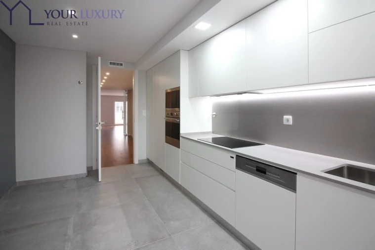 Apartamento T3 para Venda em Carcavelos e Parede Foto 4