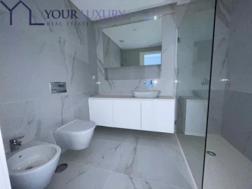 Apartamento T3 para Venda em Carcavelos e Parede
