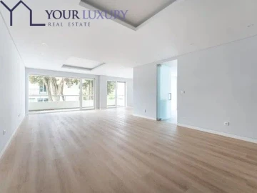 Apartamento T3 para Venda em Carcavelos e Parede
