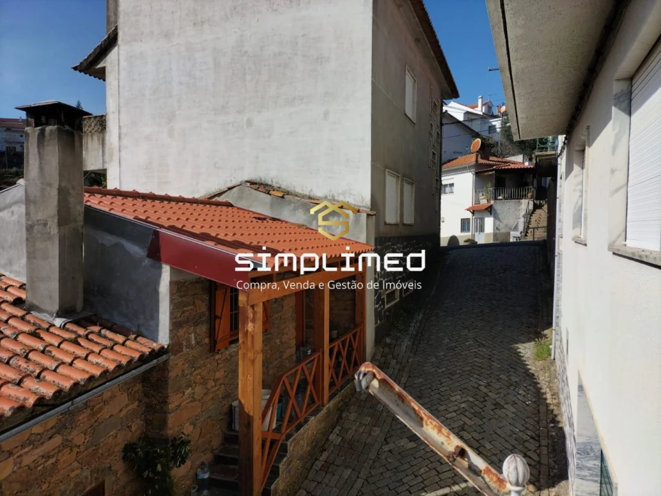 Moradia T3 para Venda em Aldeia de São Francisco de Assis Foto 4