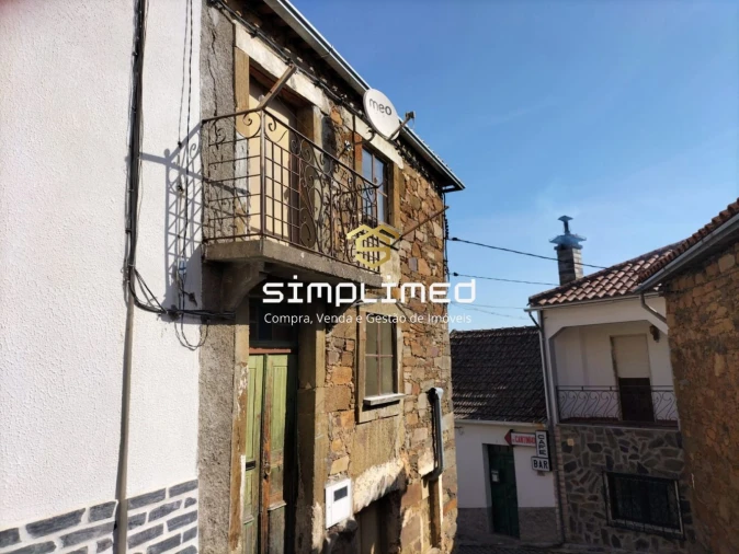 Moradia T3 para Venda em Aldeia de São Francisco de Assis