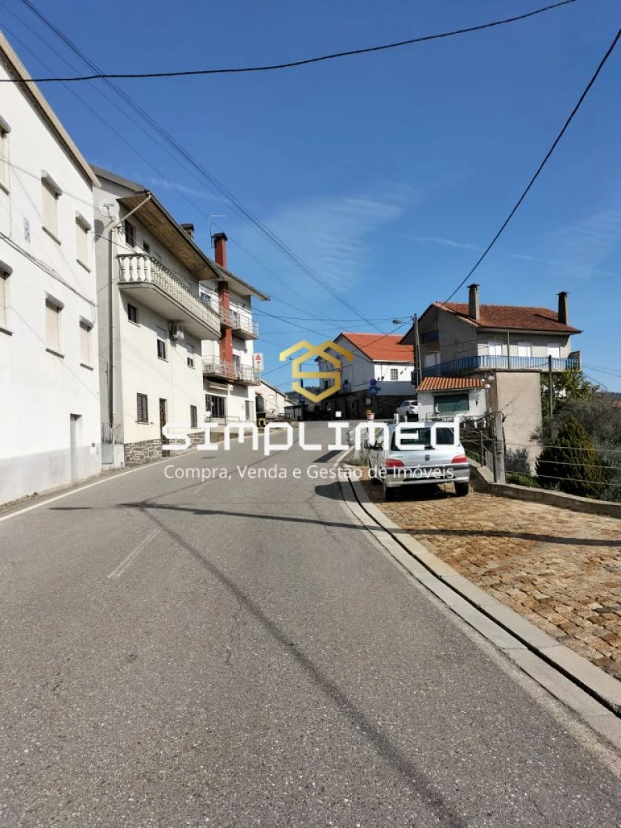 Moradia T3 para Venda em Aldeia de São Francisco de Assis Foto 29