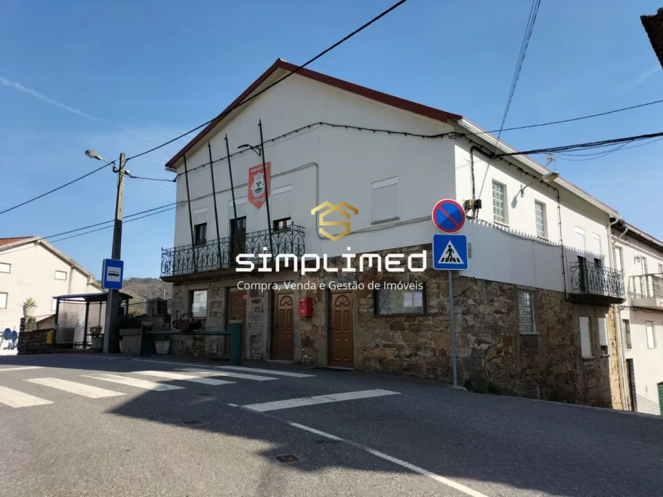 Moradia T3 para Venda em Aldeia de São Francisco de Assis Foto 2