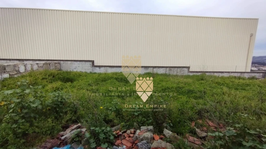 Moradia T2 para Venda em Nevogilde Foto 6