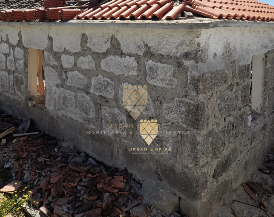 Moradia T2 para Venda em Nevogilde Foto 8